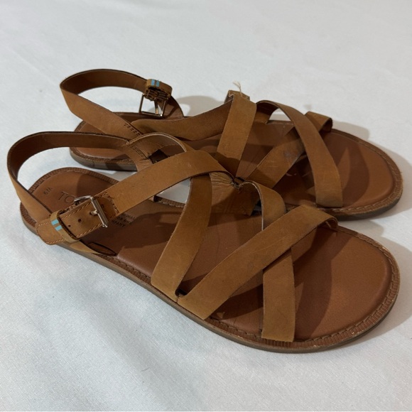 Toms Shoes - Tom’s Tan Strappy Sandals 9 wide summer sandals